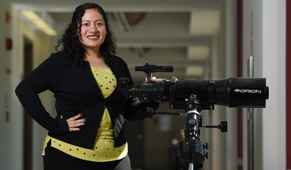Skarleth Motino: Using infrared technology to see other galaxies